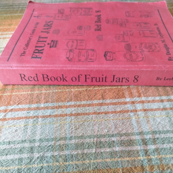 Collector's Guide To Jars - Picture 4 of 4